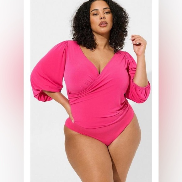 Torrid Pink Surplice Long Sleeve Bodysuit - New - Size 0 (12) - Picture 1 of 4